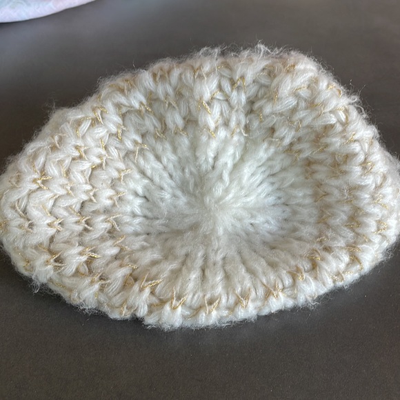 Cozy Cream Knit Beanie - Picture 5 of 7
